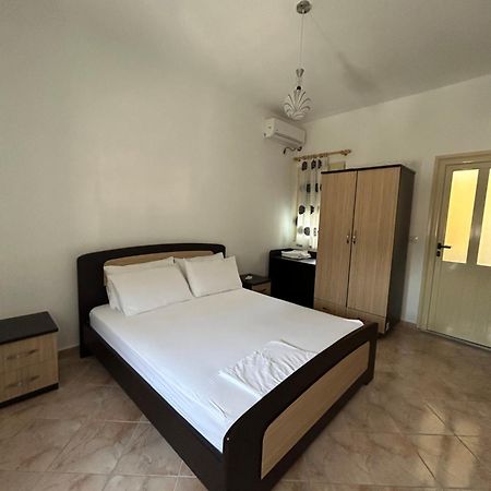 Hotel Mehillaj Борш Экстерьер фото